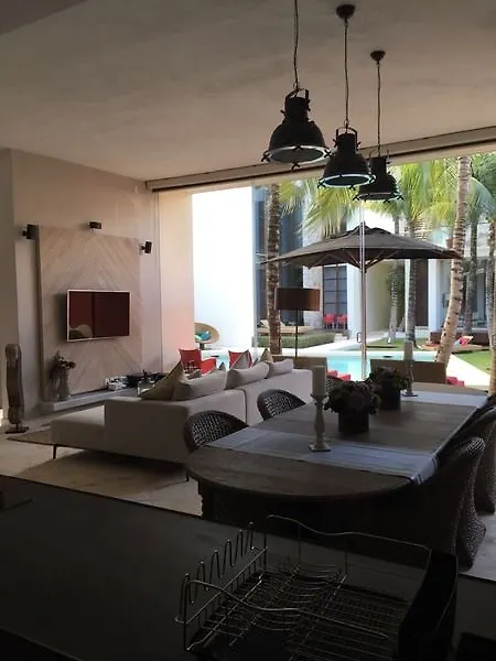 ***** Hotel Stunning 2 Bedroom Condo Playa Del Carmen By Kvr Akumal México